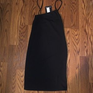 Black bodycon dress